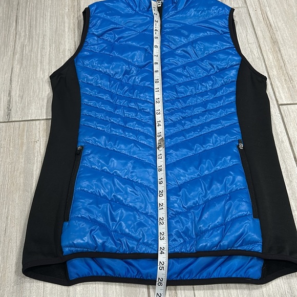Women’s Puffy Vest Xersion Size Medium - Picture 7 of 8
